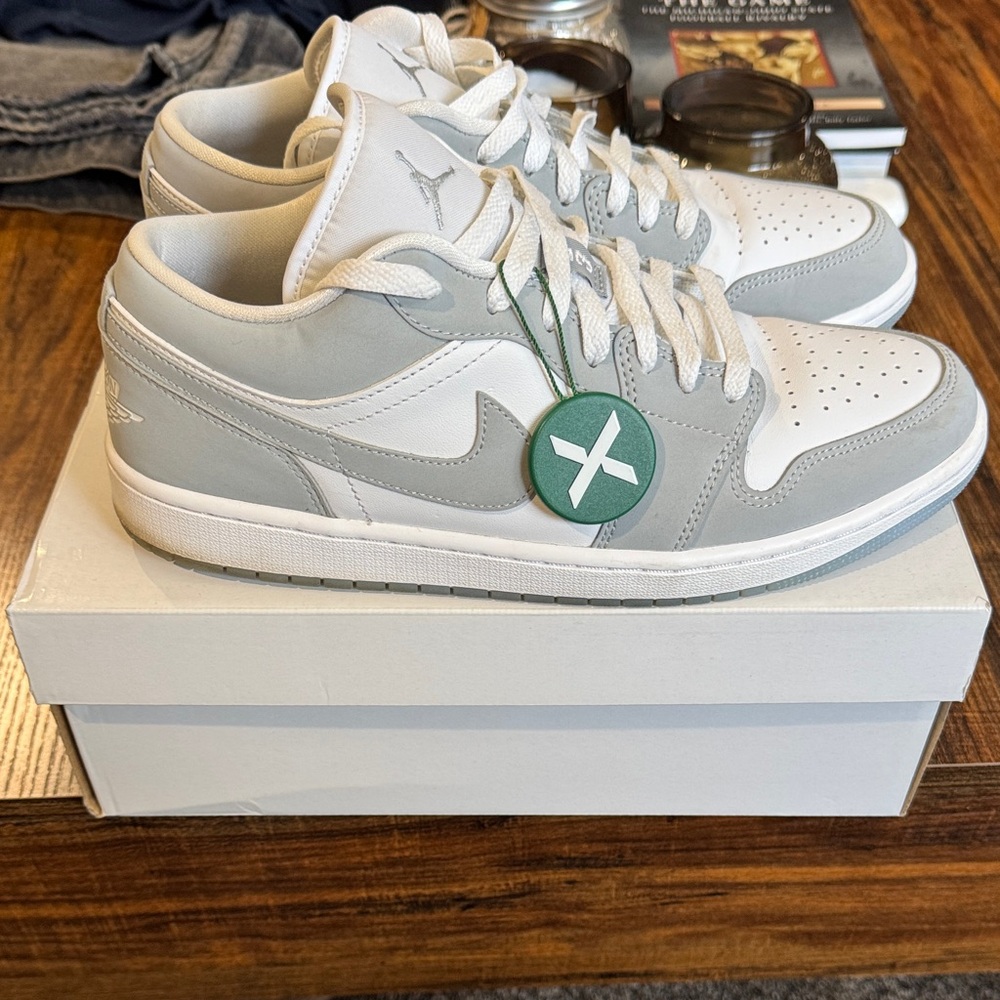 Jordan 1 low Wolf Grey (woman’s) size 11.5      (verified authentic)